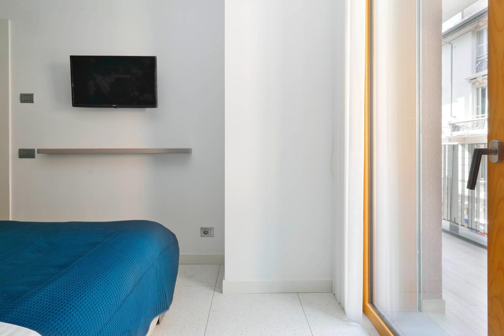 Luxury Apartment Con Terrazza, Palestra, Cowork & Box Privato Milão Exterior foto